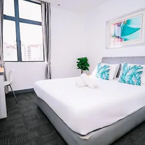 Hotel Swing & Pillows - Kl Sg Besi Formerly Known As U Pac
